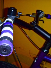 Purple grip rings on customer bike III